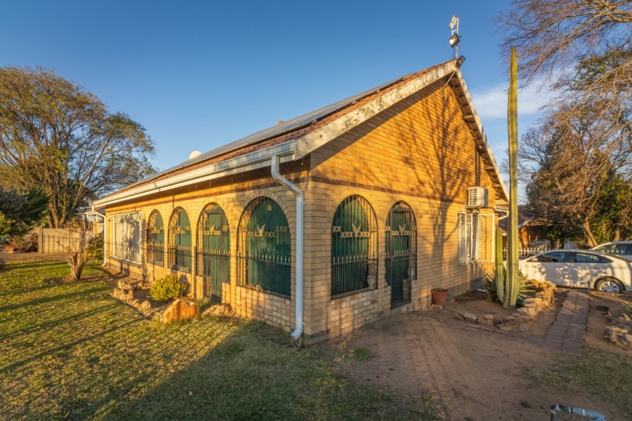3 Bedroom Property for Sale in Uitsig Free State